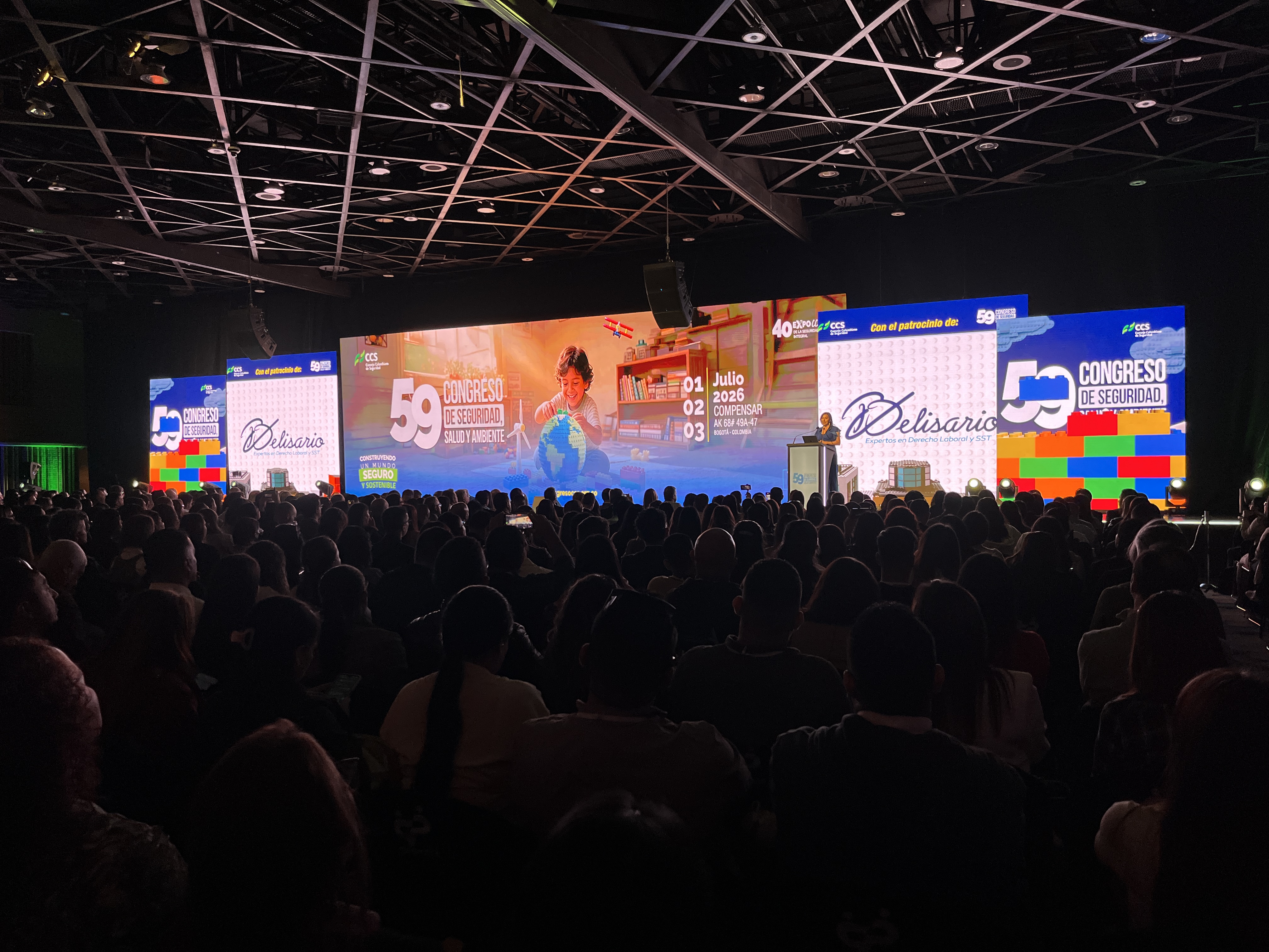 Imagen de la noticia: IA, liderazgo, sostenibilidad y gestión integral de riesgos: las megatendencias que marcaron el ’59.º Congreso de Seguridad, Salud y Ambiente’ y la 40 ExpoCCS